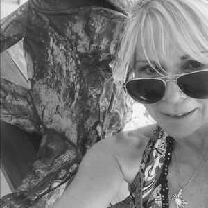 Meet your Posher, Kit